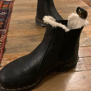 Dr. Marten’s- faux fur lining; gently worn